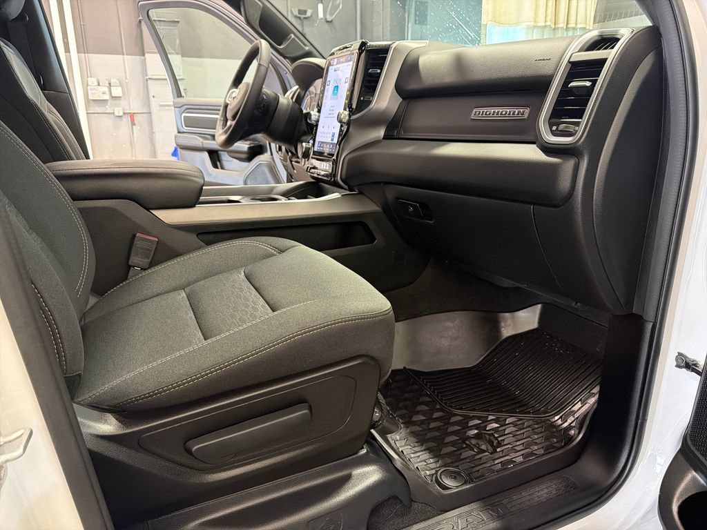 Used 2025 RAM 1500 Big Horn AWD/4WD image 21
