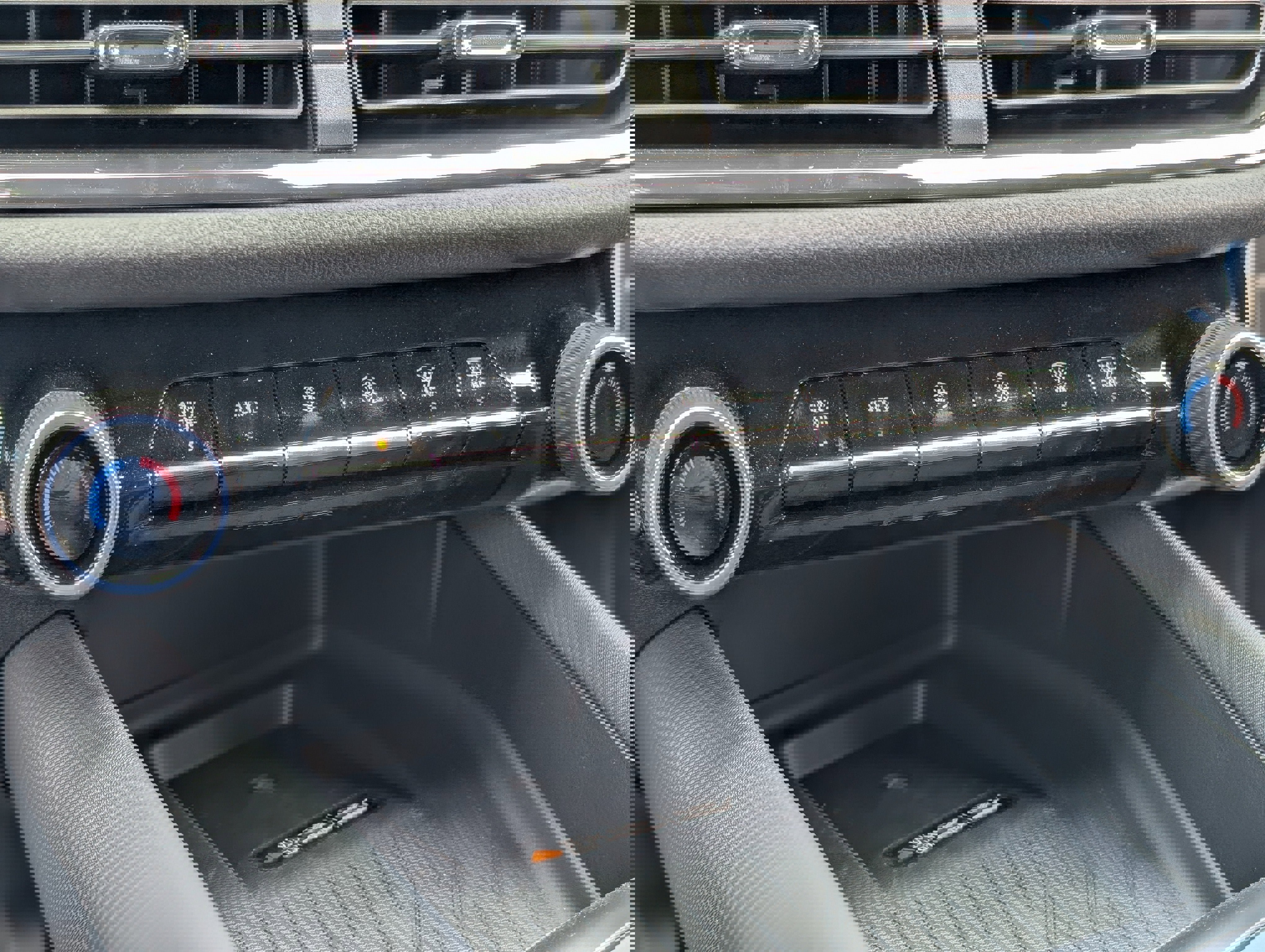 New 2025 Chevrolet Equinox EV RS image 21