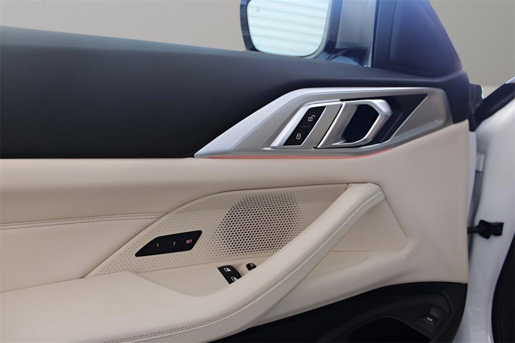 Used 2023 BMW M440i Coupe w/ Premium Package image 22