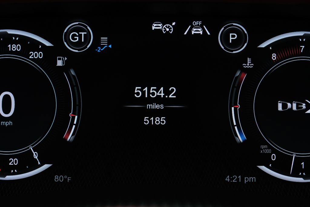 Used 2022 Aston Martin DBX AWD/4WD image 26