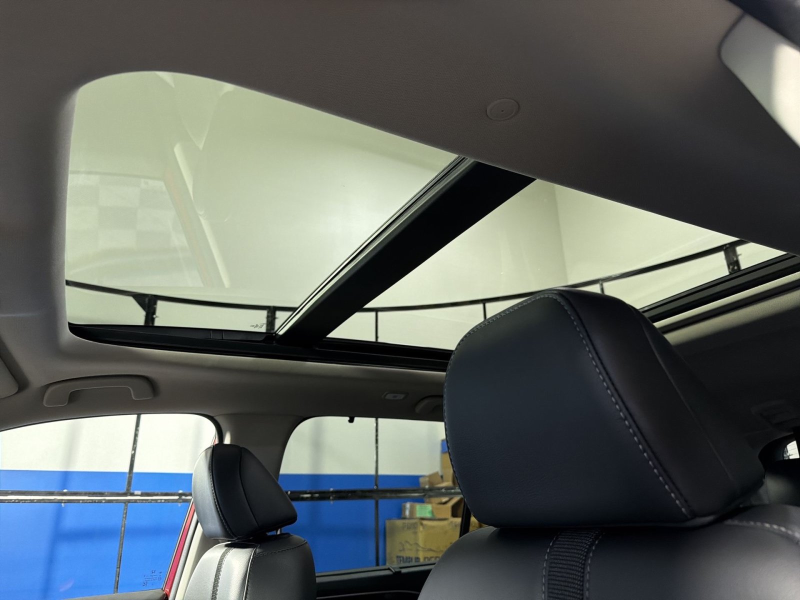 Used 2023 Honda Pilot Touring image 29