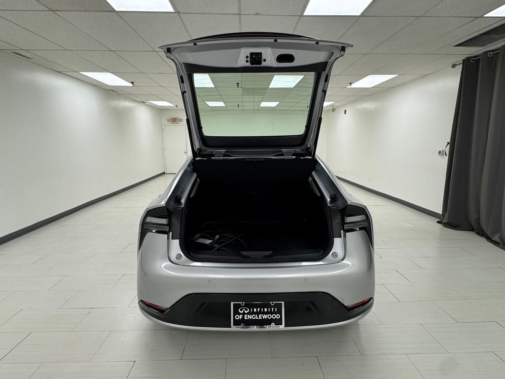 Used 2024 Toyota Prius Prime Premium image 37