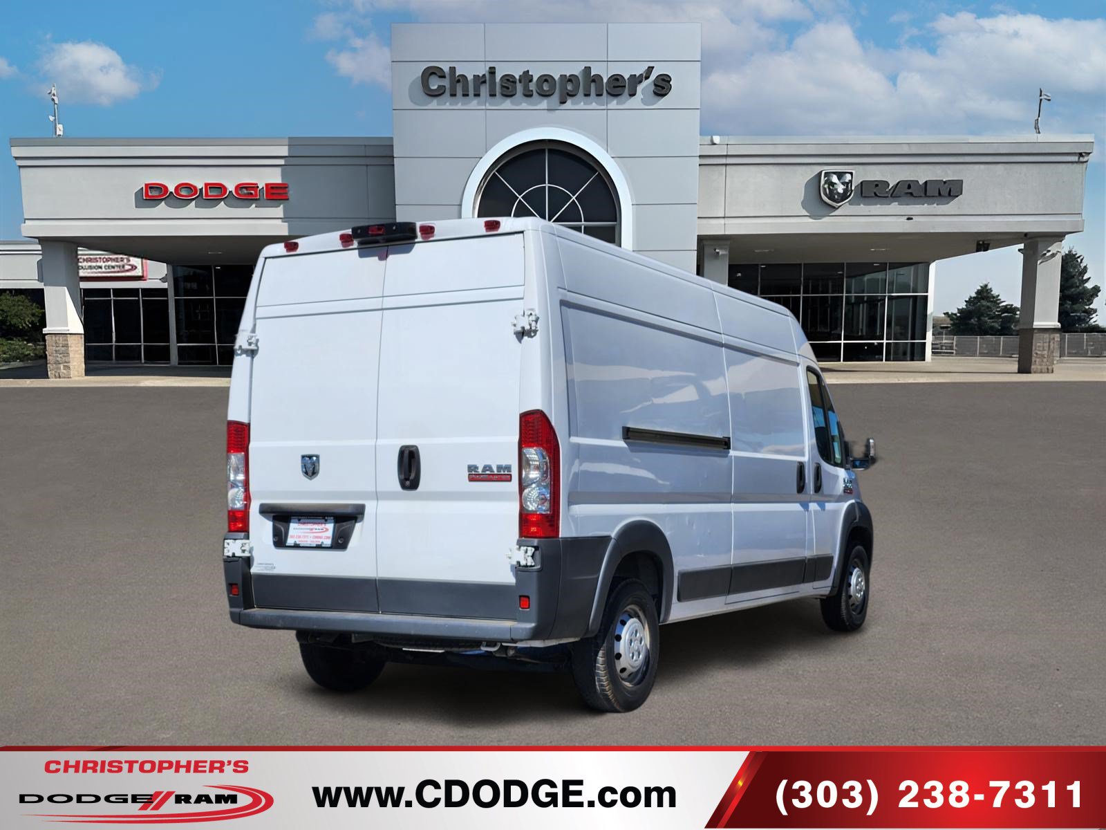 Used 2017 RAM ProMaster 2500 w/ Premium Appearance Group FWD image 3