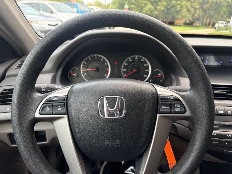 Used 2009 Honda Accord LX-P image 22