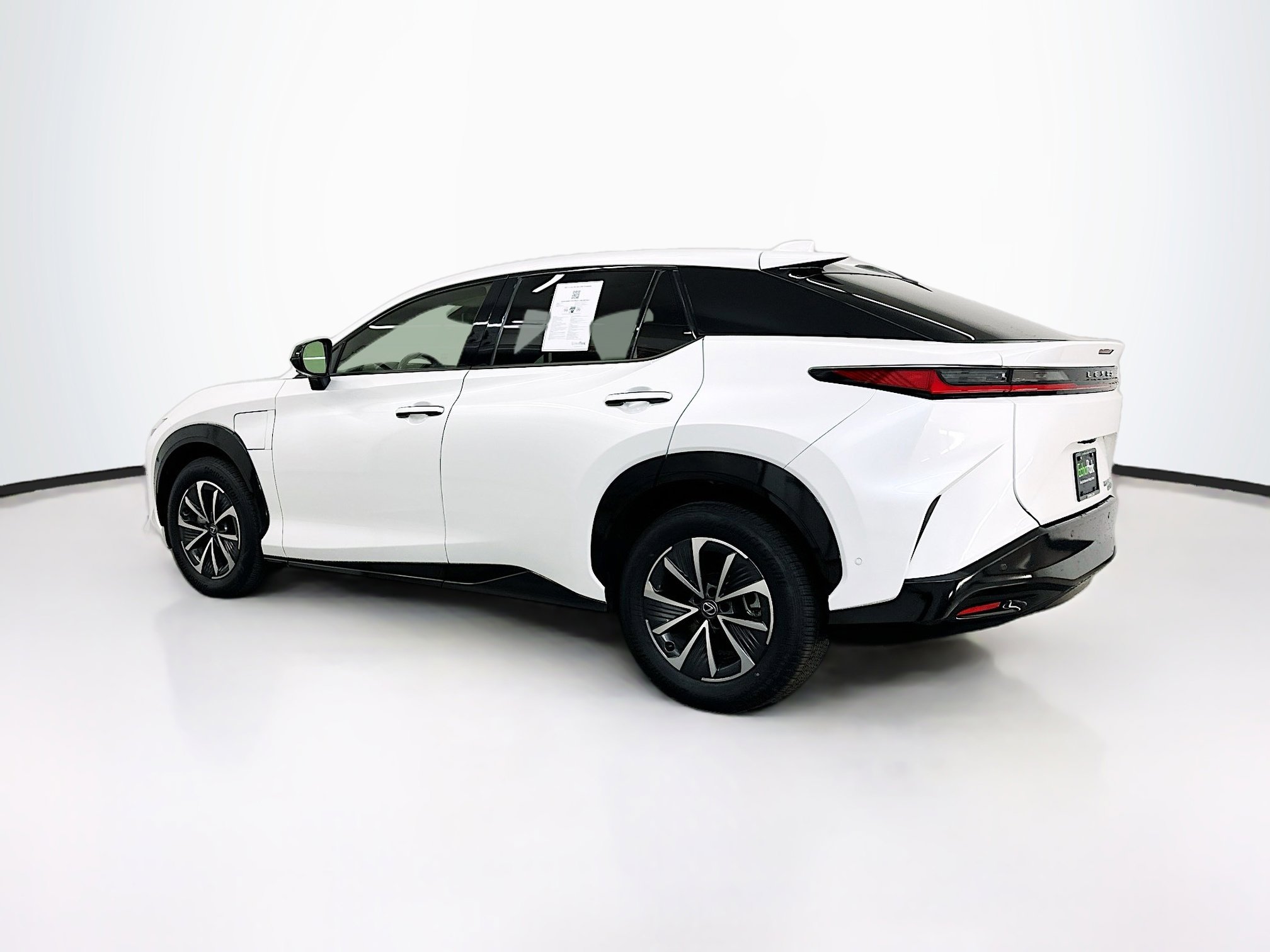 Used 2023 Lexus RZ 450e Premium w/ Technology Package AWD/4WD image 5