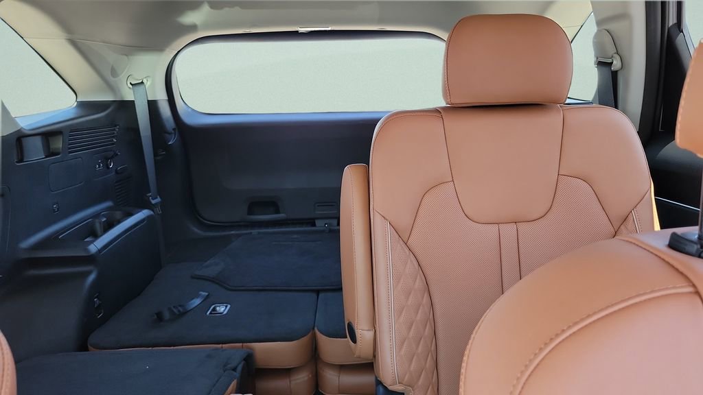 Used 2023 Kia Sorento SX Prestige image 9
