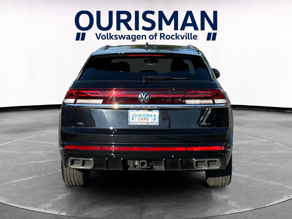 Used 2024 Volkswagen Atlas Cross Sport SEL Premium R-Line AWD/4WD image 5