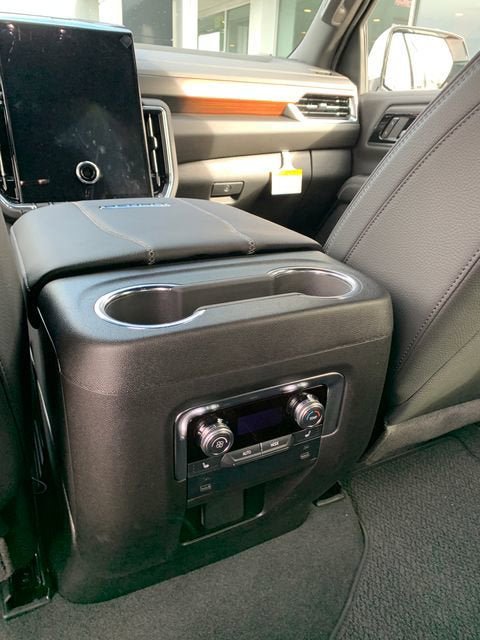 New 2026 GMC Yukon XL Denali AWD/4WD image 19