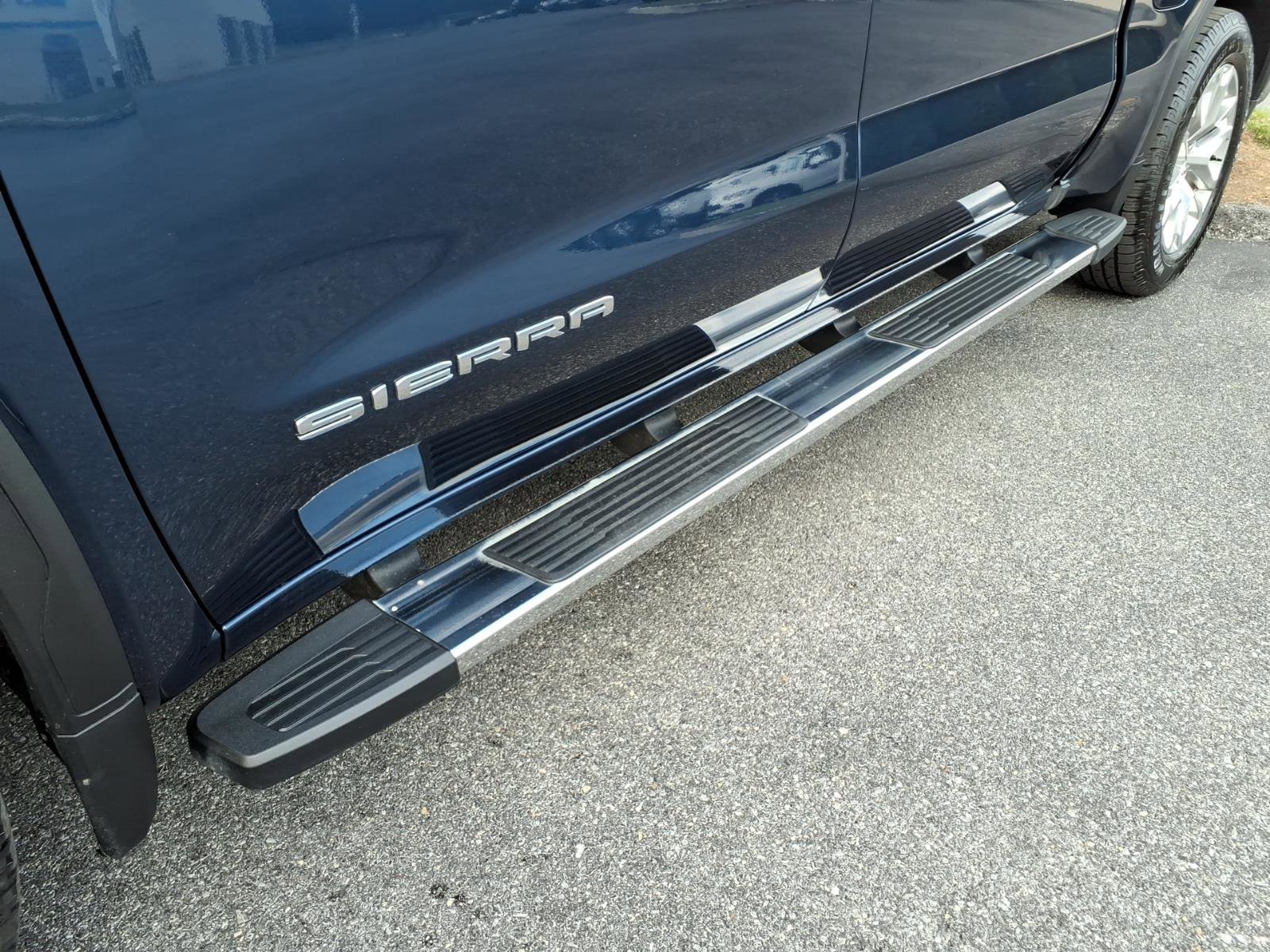 Used 2019 GMC Sierra 1500 SLT w/ SLT Premium Plus Package image 10