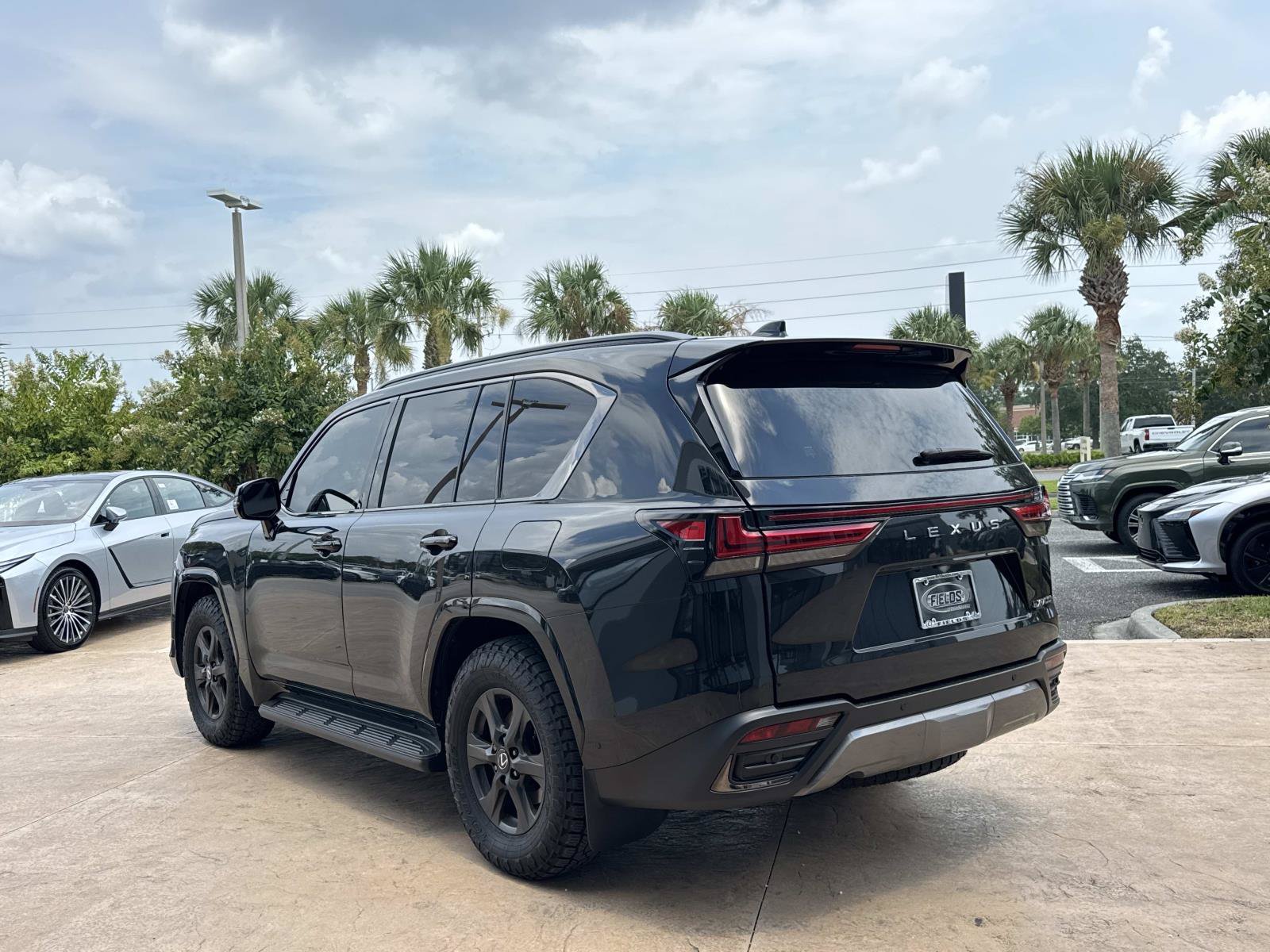 Certified 2025 Lexus LX 700h Overtrail w/ Accessory Package (Z1) AWD/4WD image 14