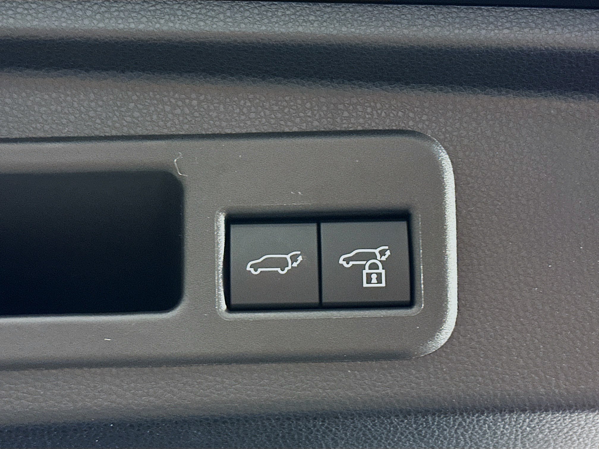 Used 2026 Toyota 4Runner Limited AWD/4WD image 29