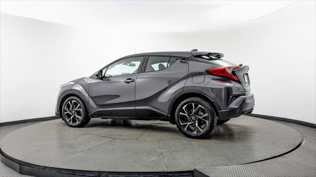 Used 2019 Toyota C-HR XLE image 6
