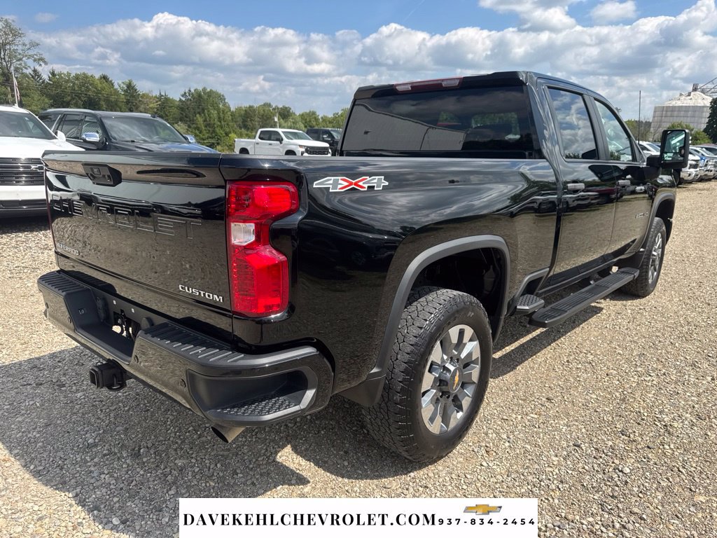 Used 2024 Chevrolet Silverado 2500 Custom w/ Custom Value Package AWD/4WD image 5
