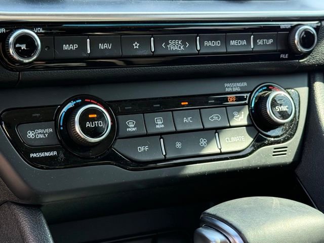 Used 2022 Kia Niro EX Premium image 23