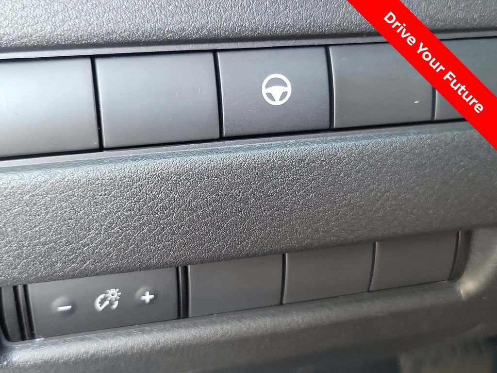 Certified 2021 Nissan Rogue SV FWD image 15