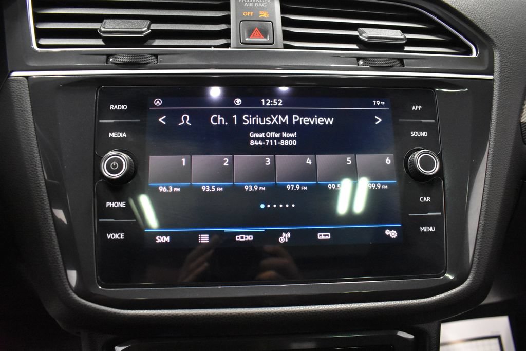 Used 2023 Volkswagen Tiguan SE R-Line FWD image 21