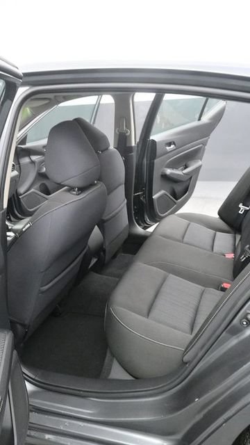 Used 2020 Nissan Altima 2.5 S FWD image 12
