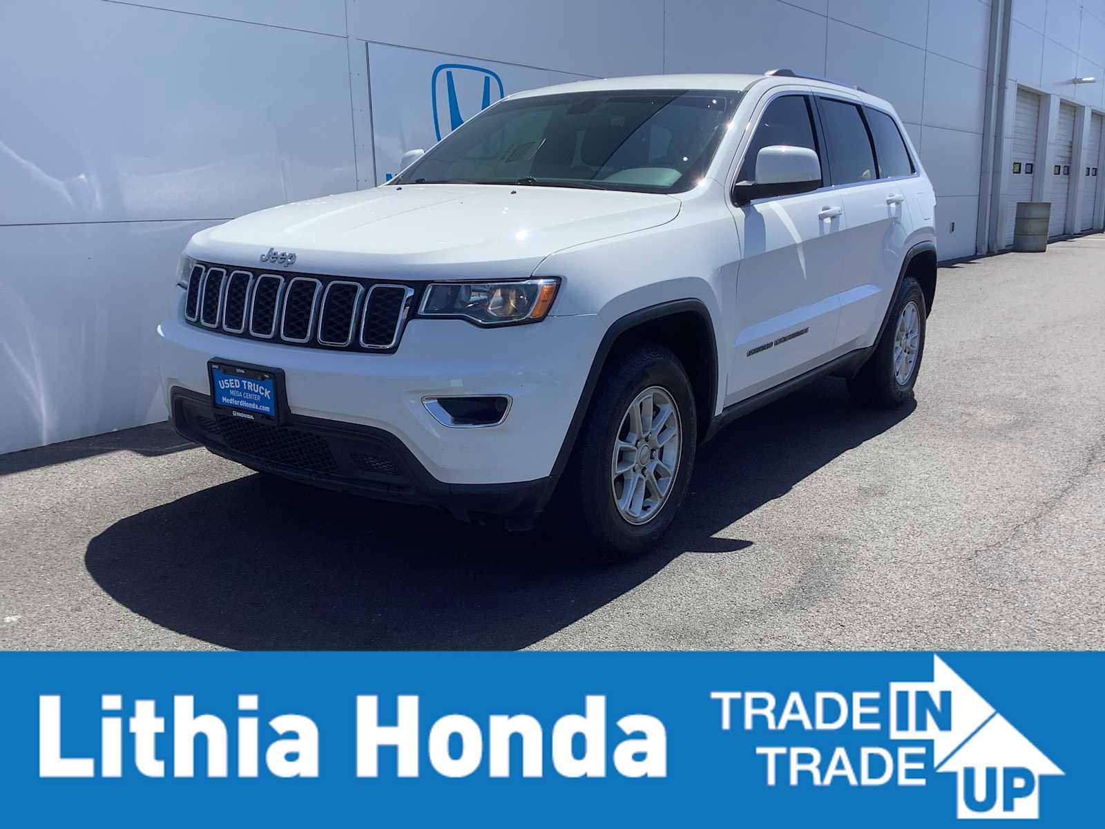 Used 2018 Jeep Grand Cherokee Laredo