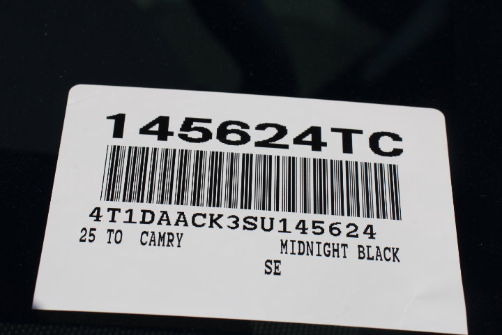 Certified 2025 Toyota Camry SE image 33