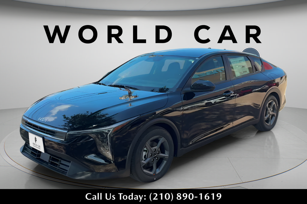 New 2026 Kia K4 FWD image 10
