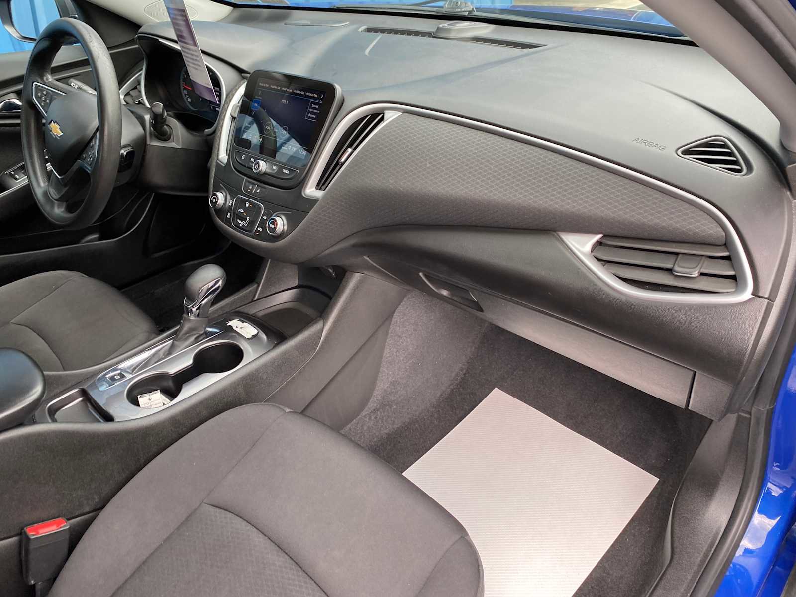 Used 2023 Chevrolet Malibu LS FWD image 24