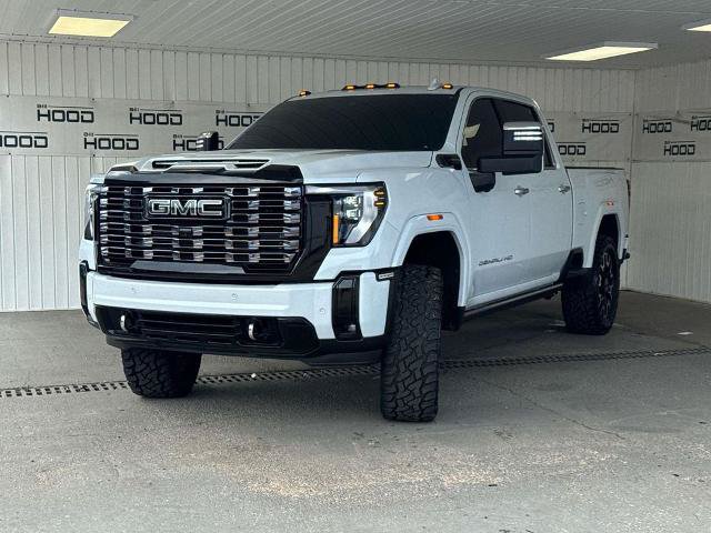 Used 2026 GMC Sierra 2500 Denali Ultimate AWD/4WD image 4