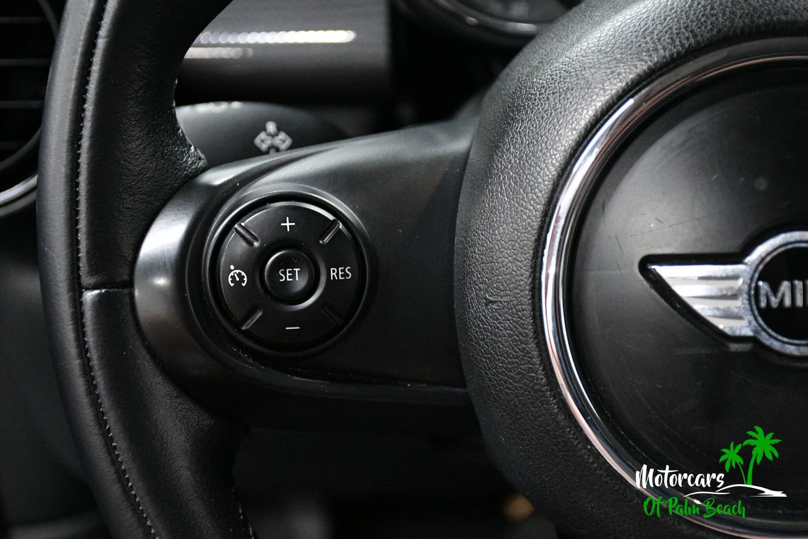 Used 2015 MINI Cooper 2-Door Hardtop FWD image 38