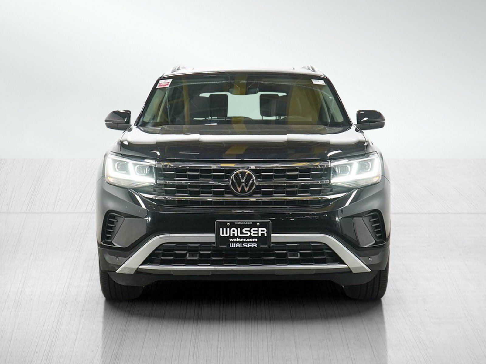 Used 2023 Volkswagen Atlas SEL AWD/4WD image 8