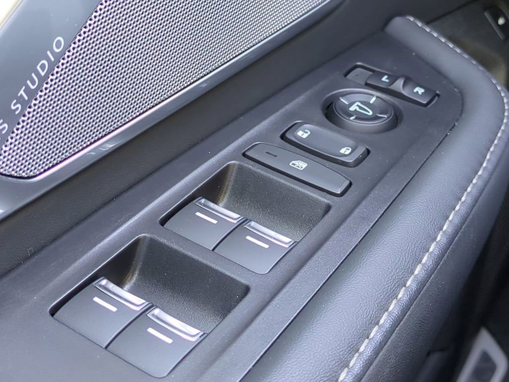 Used 2021 Acura RDX w/ Technology Package image 24