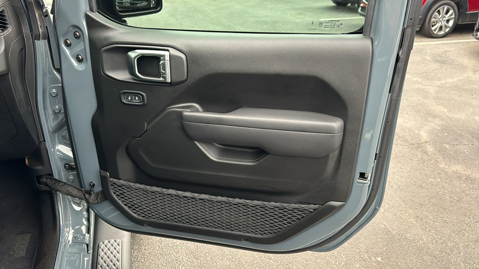 Used 2025 Jeep Gladiator Sport image 25