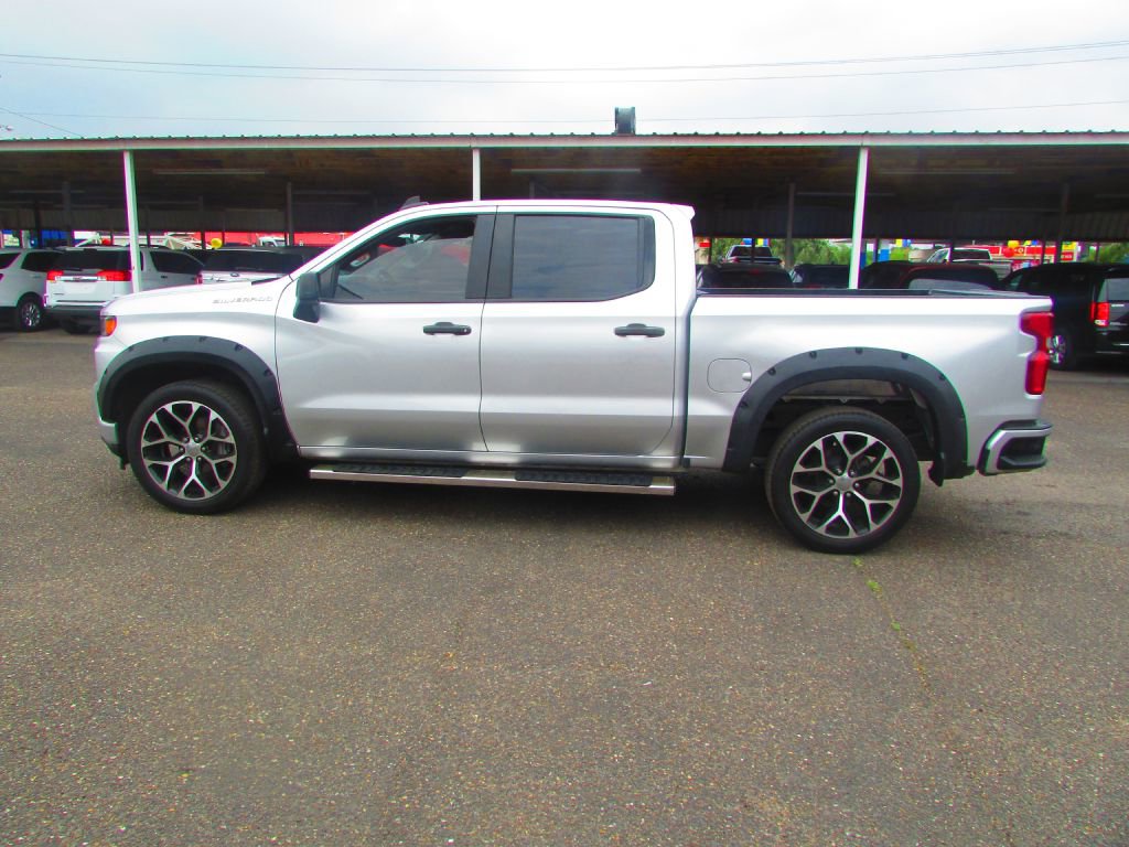 Used 2020 Chevrolet Silverado 1500 Custom w/ Custom Value Package image 11
