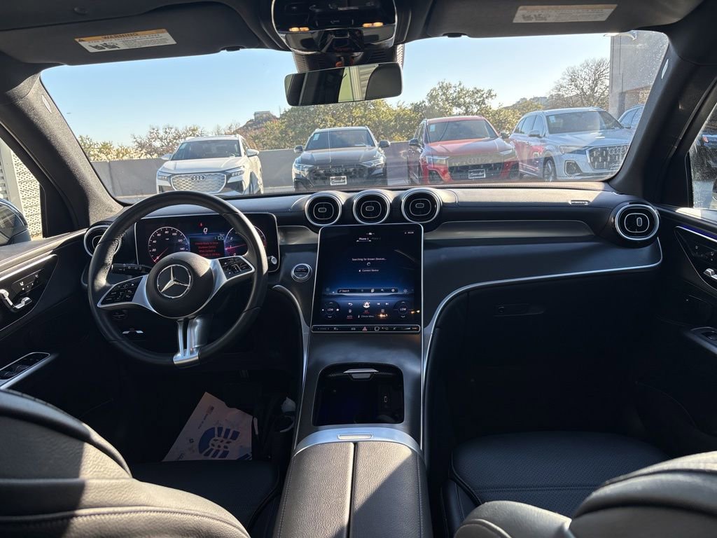 Used 2024 Mercedes-Benz GLC 300 4MATIC image 19