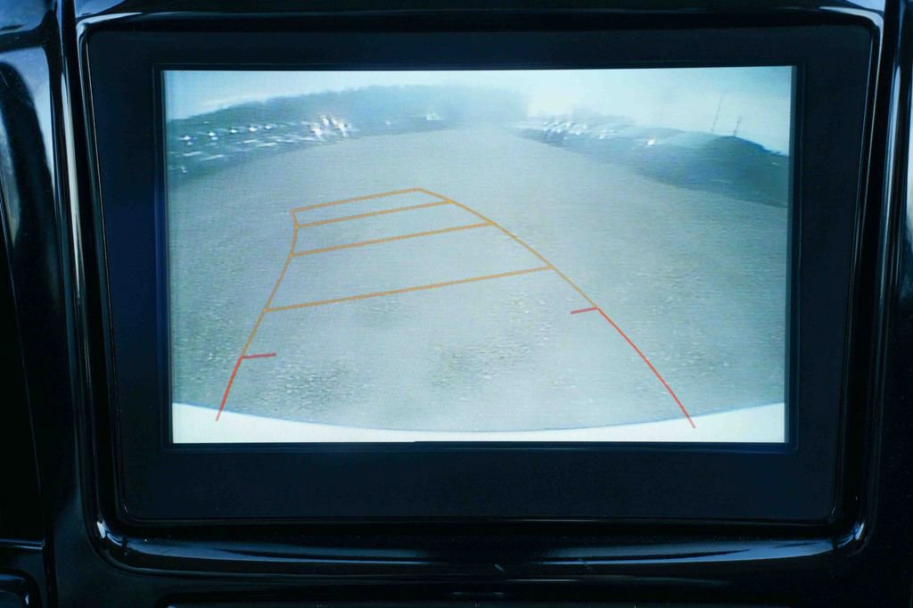 Used 2018 Chevrolet Traverse LT image 38