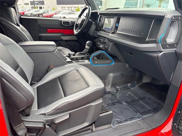 Used 2023 Ford Bronco Black Diamond image 14