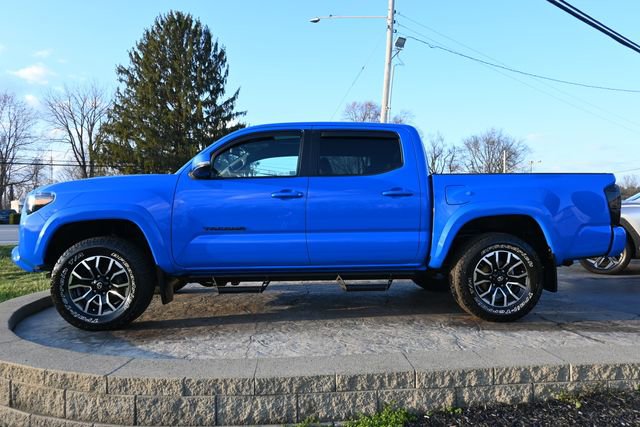 Used 2020 Toyota Tacoma TRD Sport w/ TRD Premium Sport Package image 8