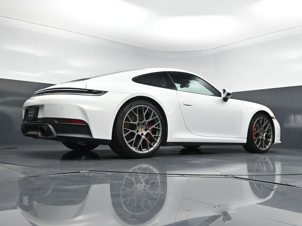Certified 2025 Porsche 911 Carrera S RWD image 28