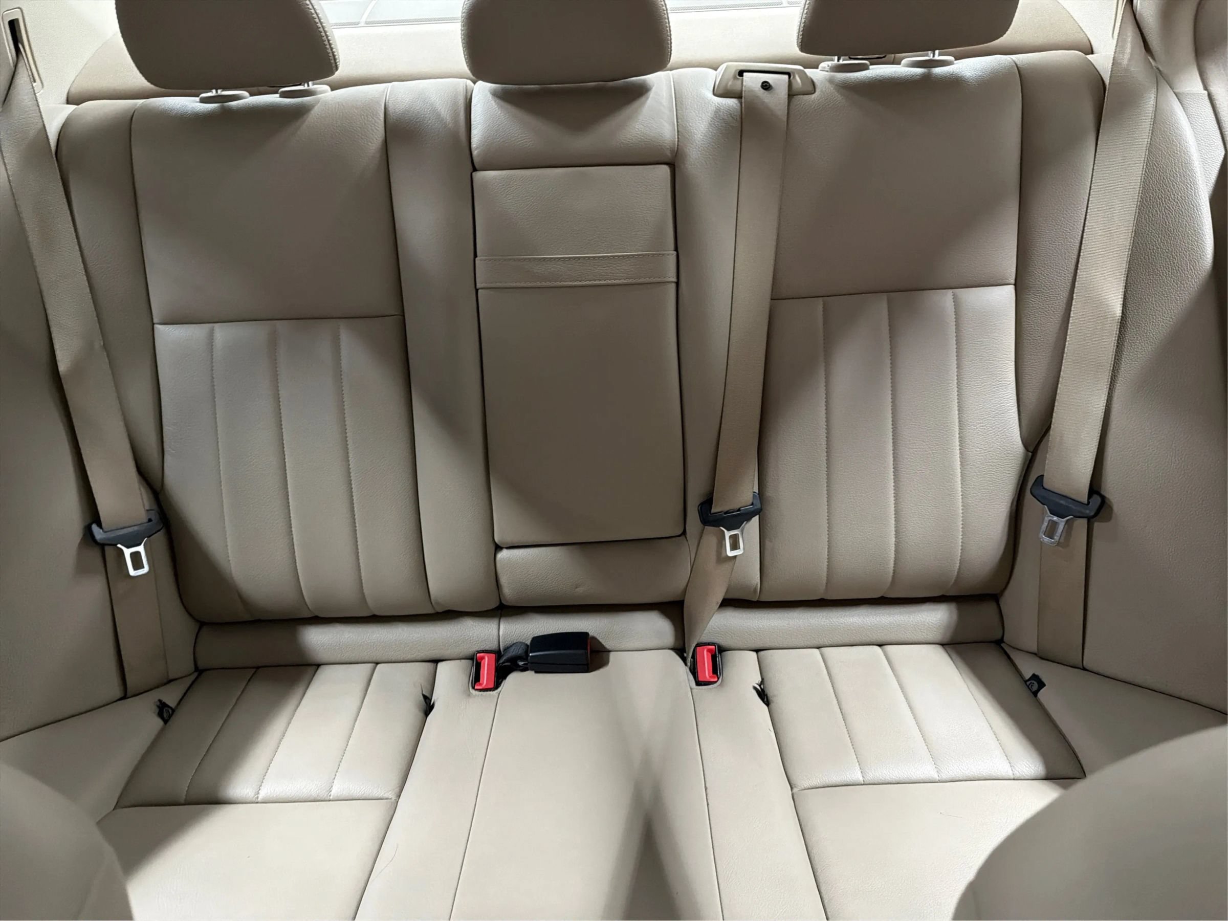 Used 2012 Mercedes-Benz C 300 4MATIC Sedan w/ Multimedia Pkg image 31