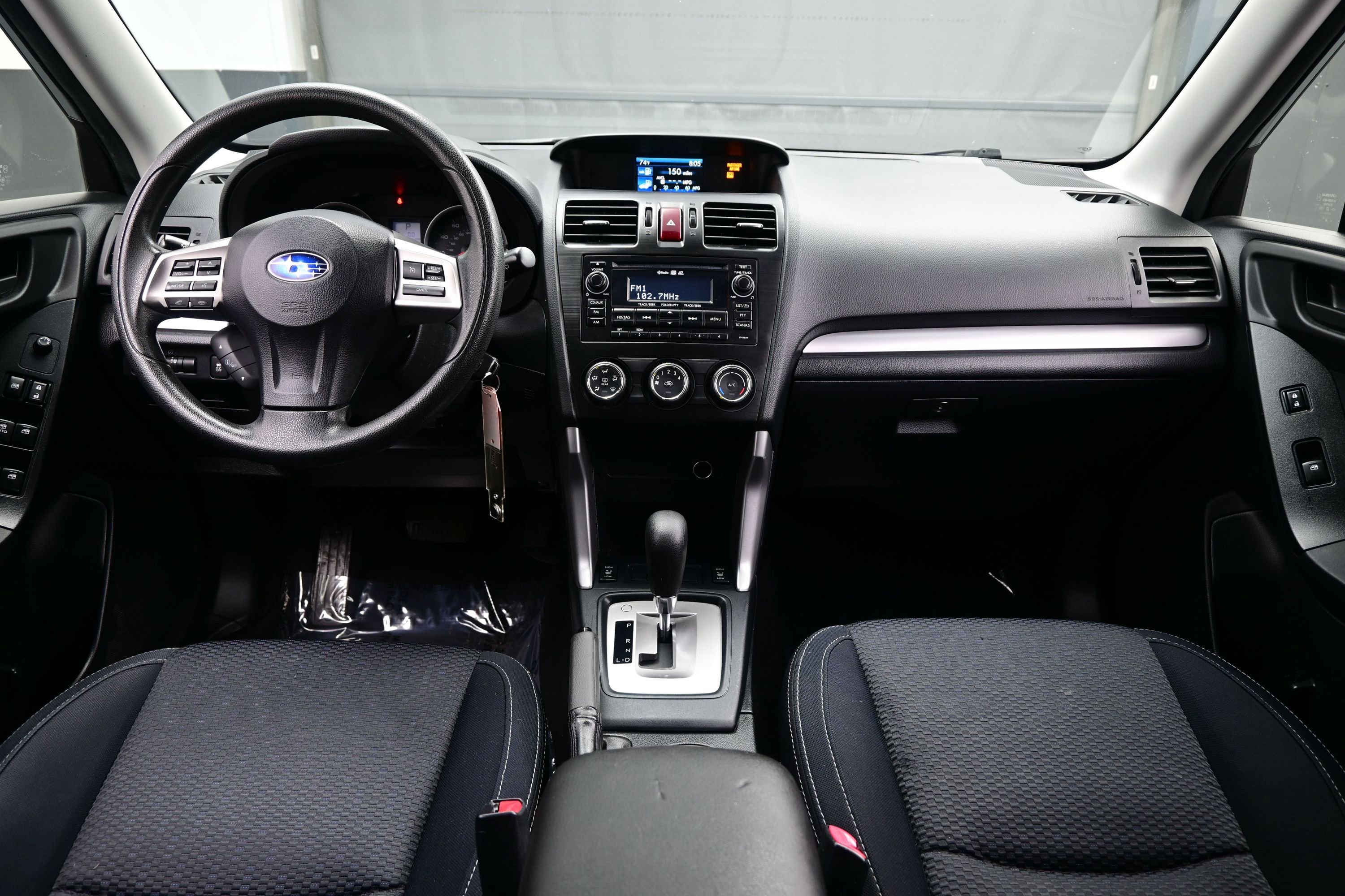 Used 2015 Subaru Forester 2.5i Premium w/ All-Weather Package AWD/4WD image 17