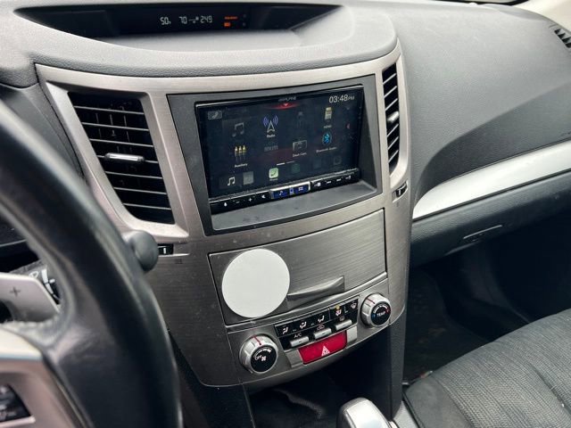 Used 2014 Subaru Outback 2.5i Premium image 21