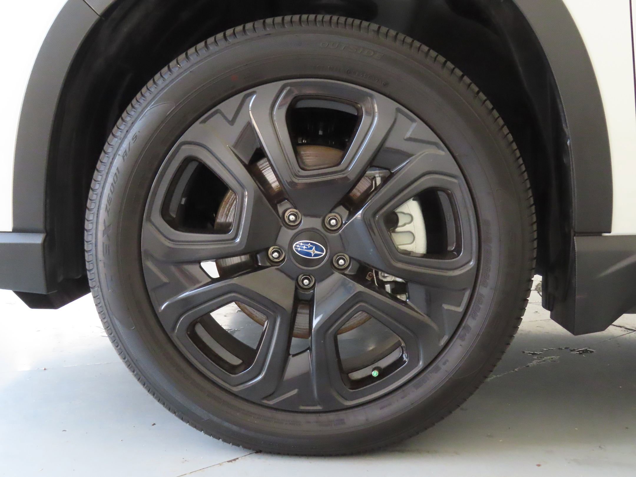Used 2025 Subaru Ascent Bronze Edition AWD/4WD image 31