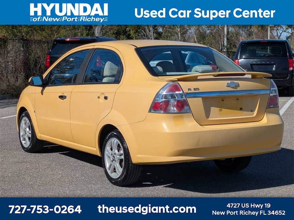 Used 2009 Chevrolet Aveo LT image 3