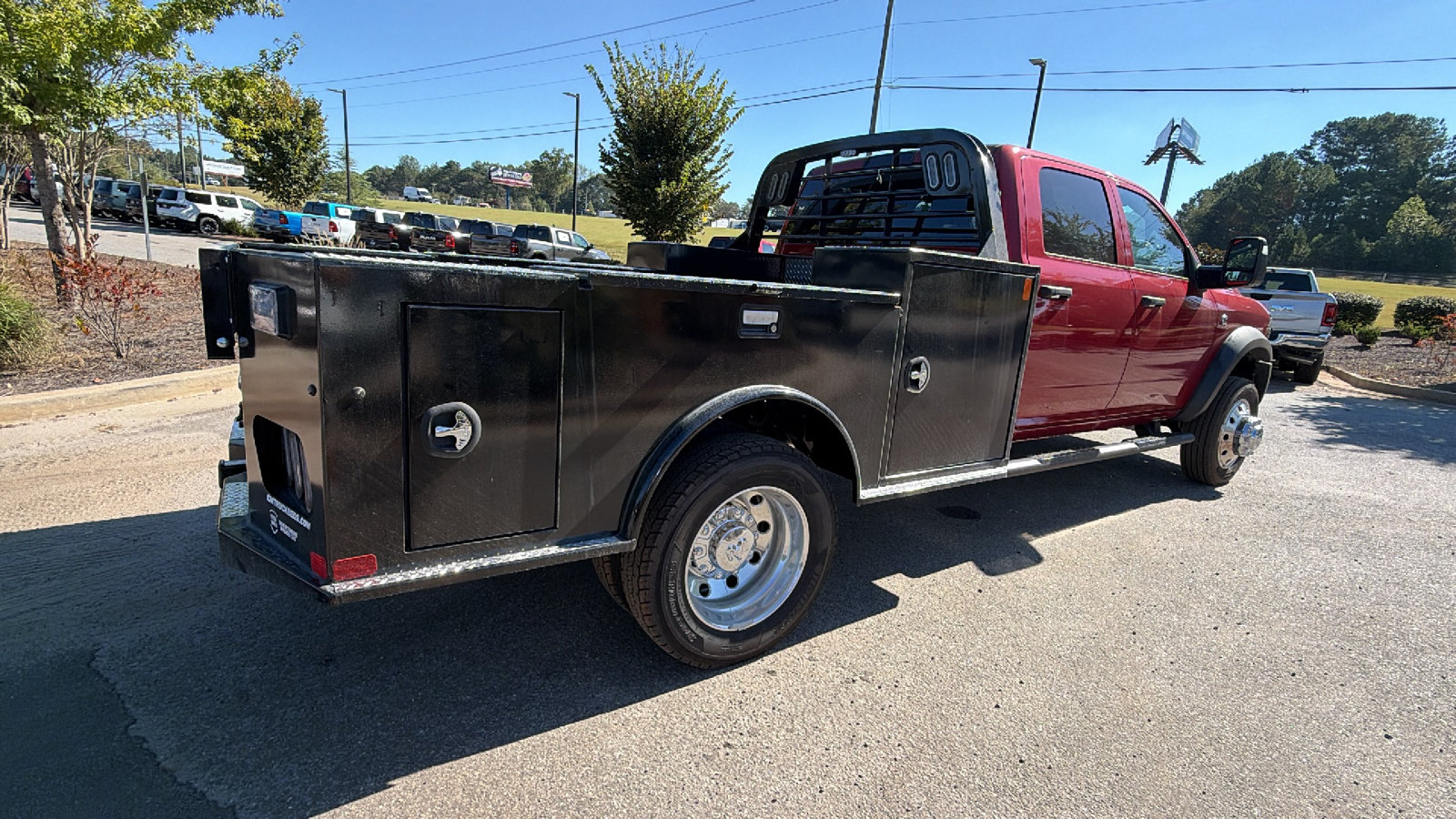 New 2026 RAM 5500 Tradesman w/ Chrome Appearance Group AWD/4WD image 8