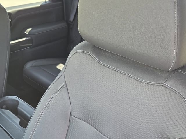 Used 2020 Chevrolet Silverado 2500 LTZ w/ LTZ Texas Edition image 16