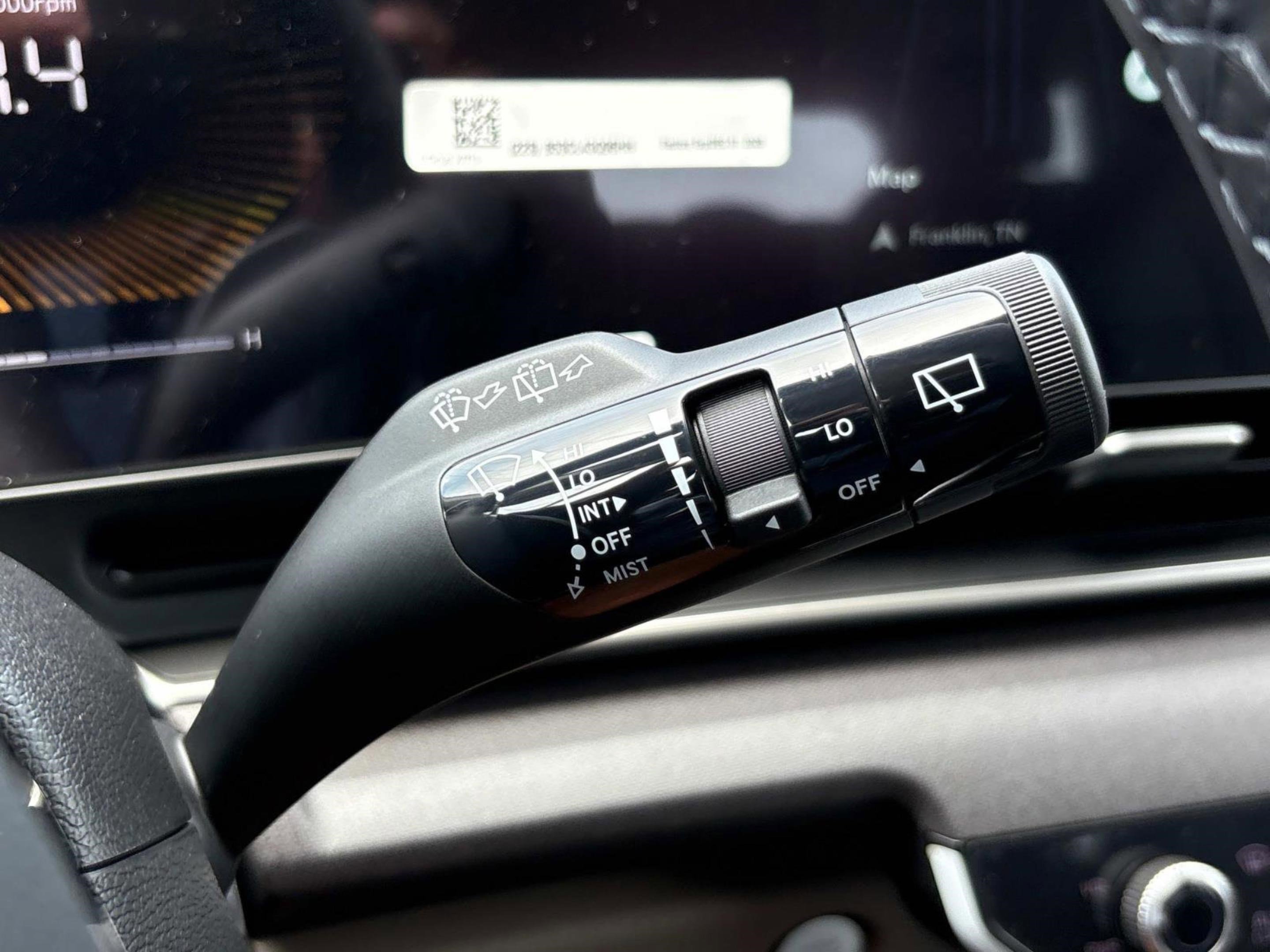 New 2026 Kia Carnival EX image 25