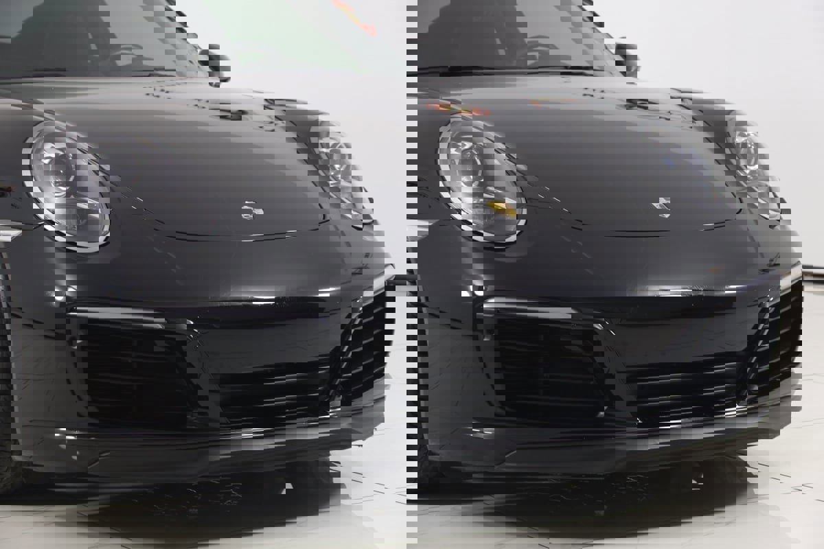 Used 2019 Porsche 911 Carrera T w/ Carrera T Interior Package image 58