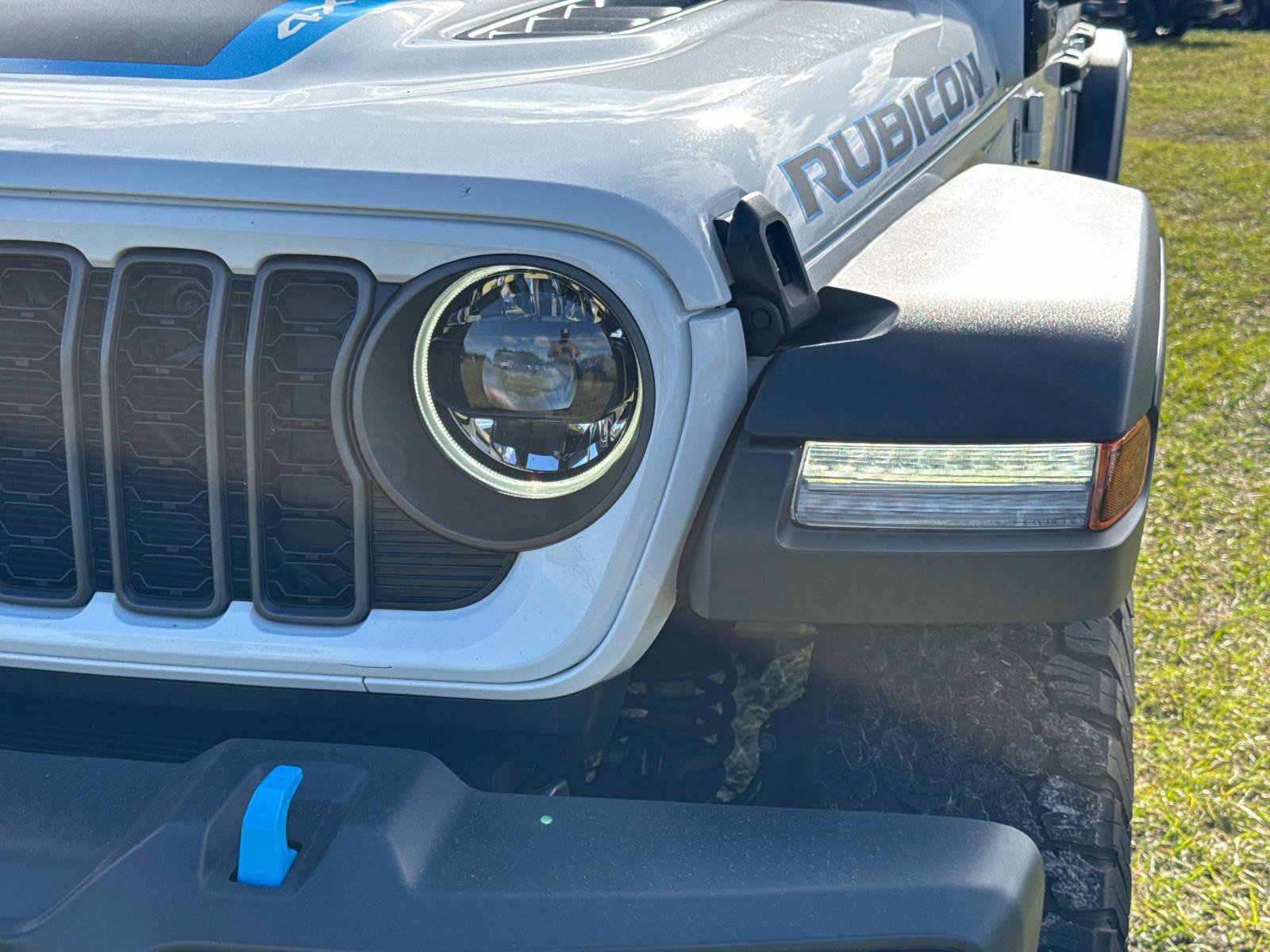 Used 2024 Jeep Wrangler Unlimited Rubicon 4xe image 9