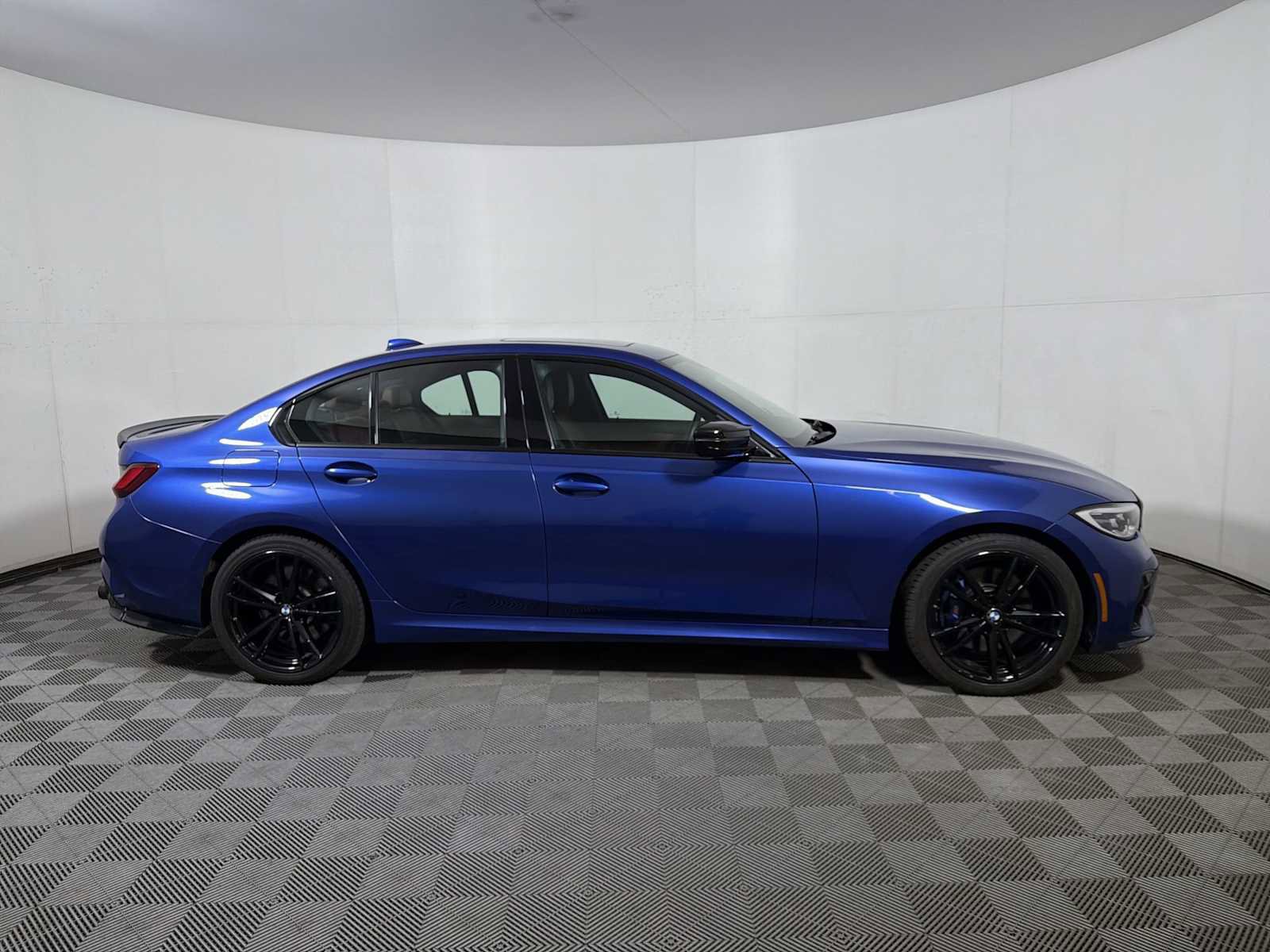 Used 2022 BMW M340i xDrive w/ Premium Package image 7