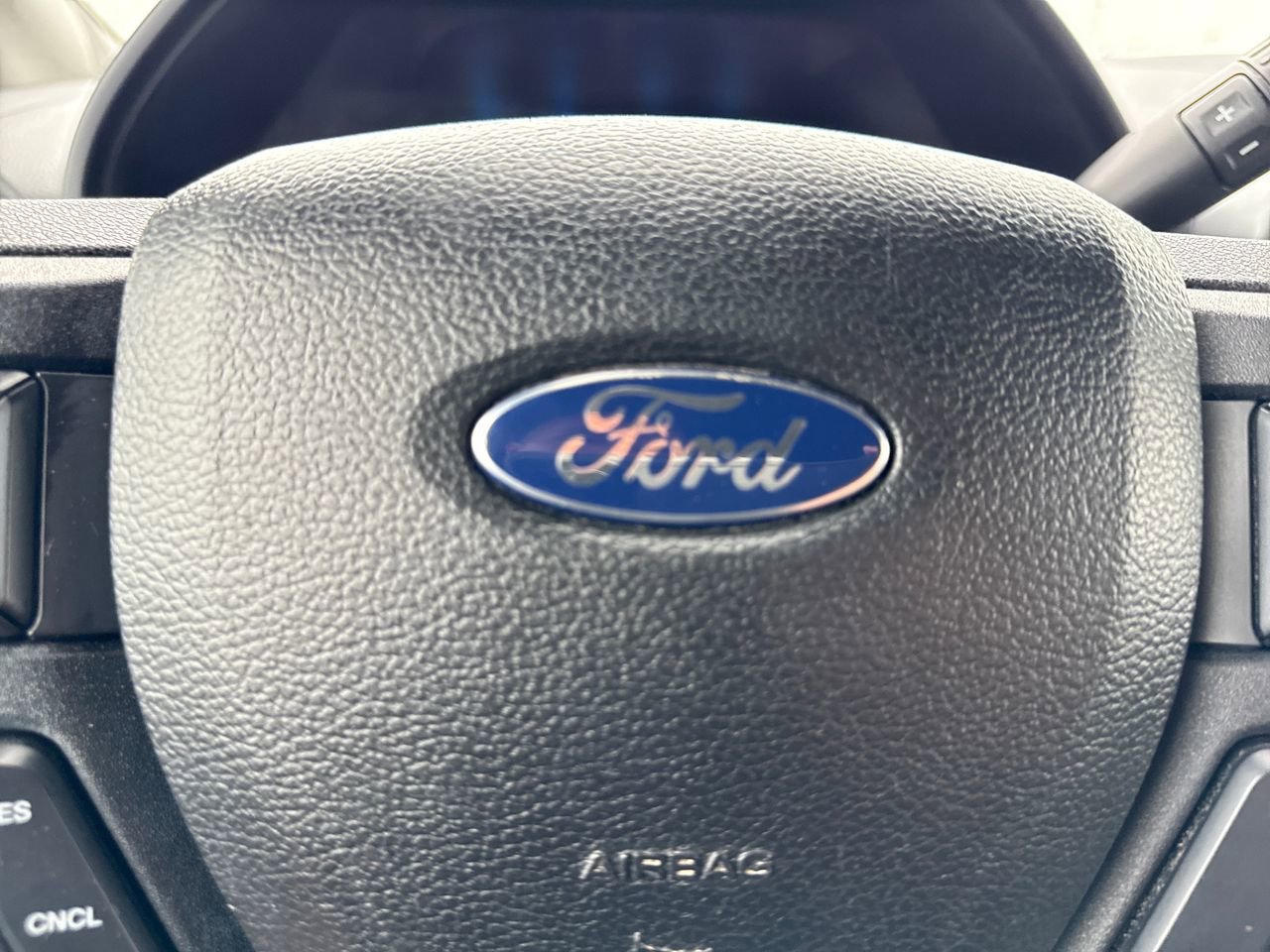 Used 2015 Ford F150 XLT w/ Trailer Tow Package image 28