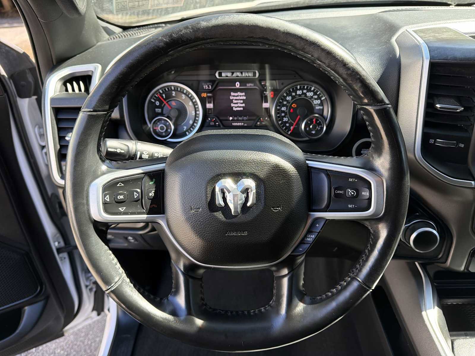 Used 2020 RAM 1500 Big Horn AWD/4WD image 11