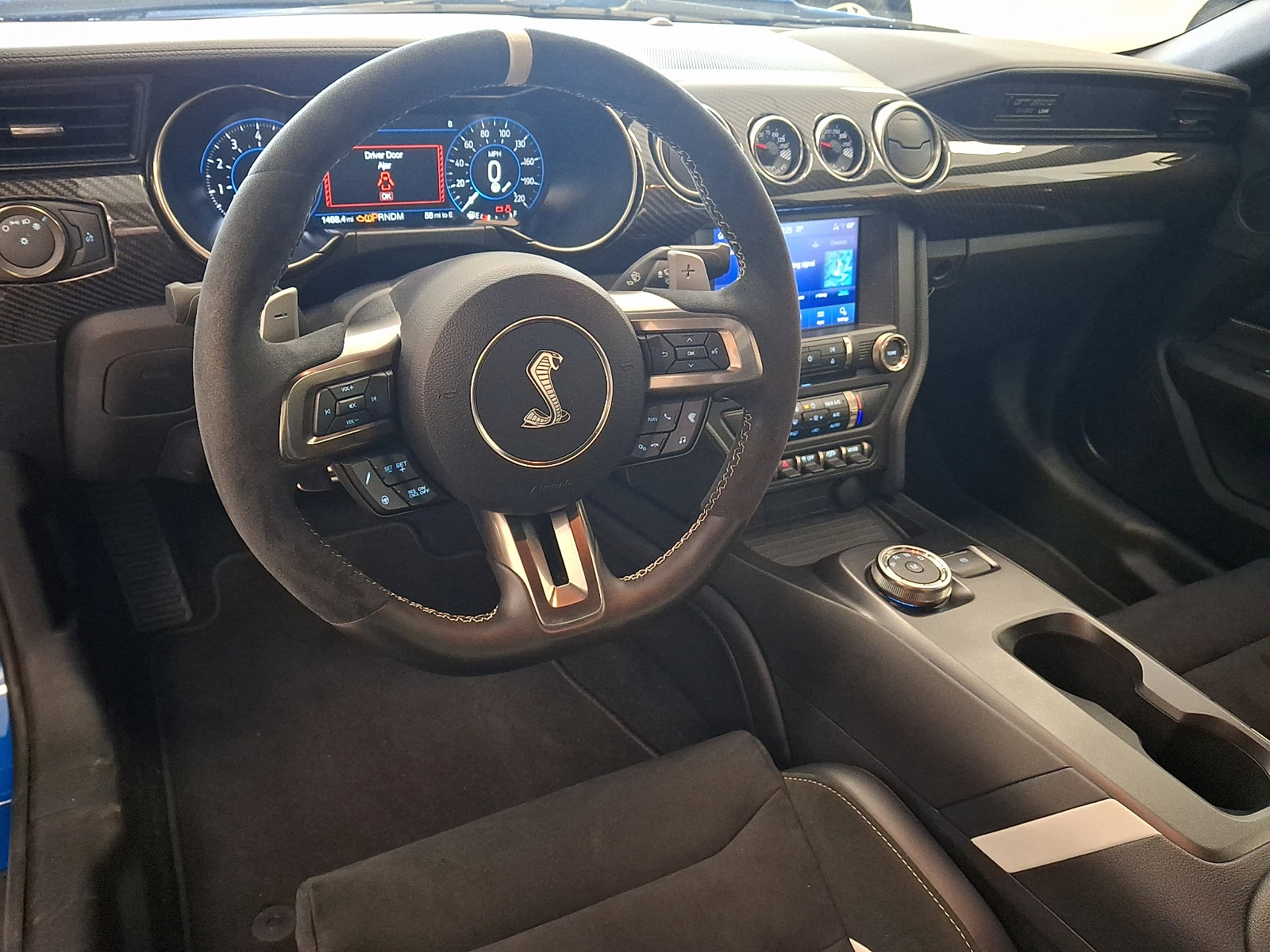 Used 2020 Ford Mustang Shelby GT500 w/ Carbon Fiber Track Pack image 9